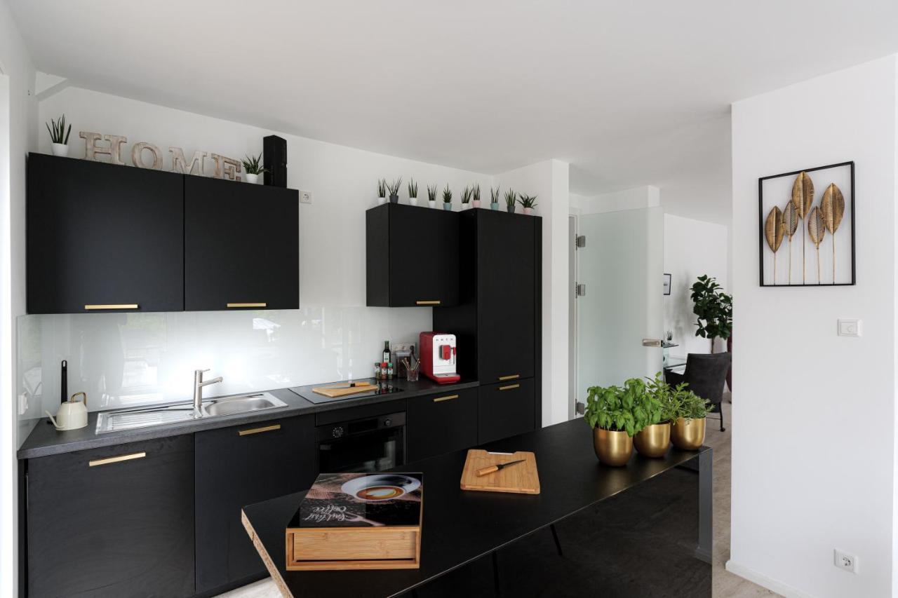 Lulex IV - Traumwohnung Terasse Garten In Neuss Dış mekan fotoğraf